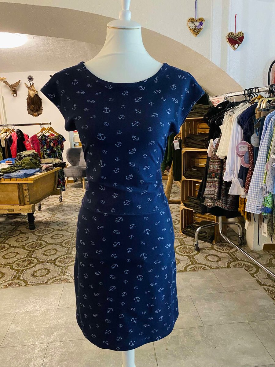 Kleid von Nähen mit Liebe Änderungsschneiderei & Trachtenboutique