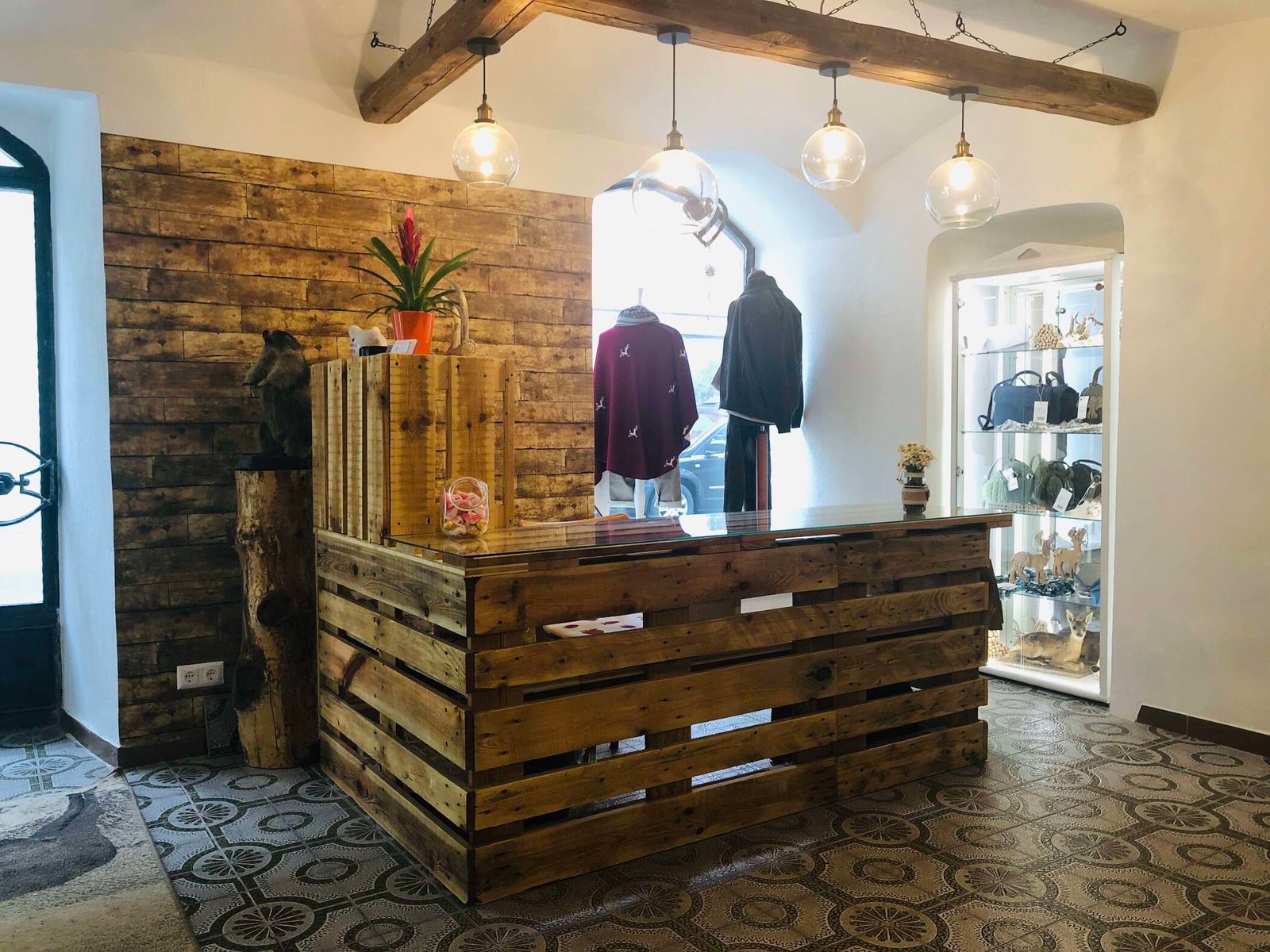 Trachtenboutique Nähen mit Liebe Änderungsschneiderei & Trachtenboutique